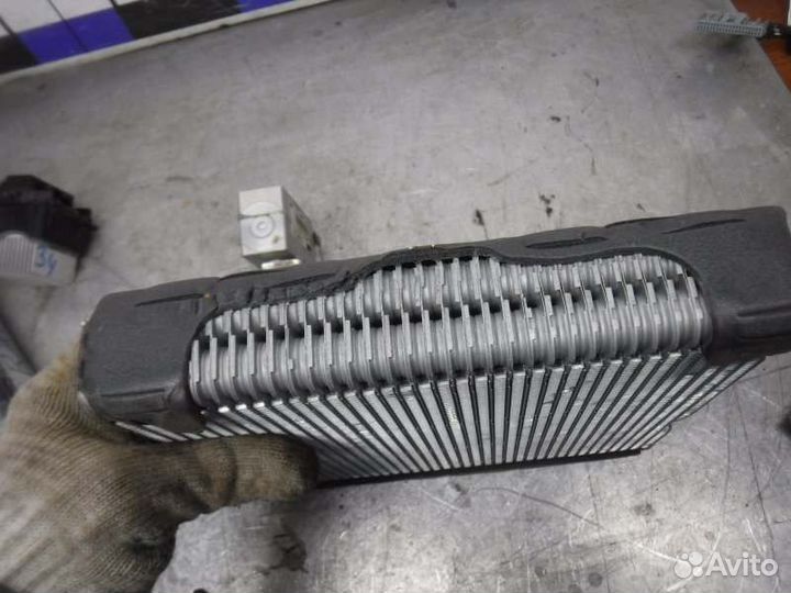 Испаритель кондиционера Лада X-Ray H4M 2016