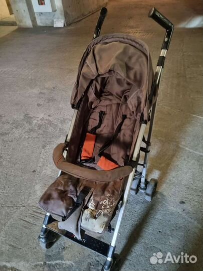 Прогулочная коляска трость