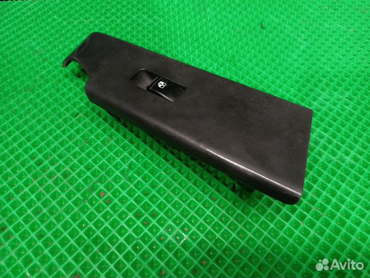 Кнопка стеклоподъемника Chevrolet Aveo 2006