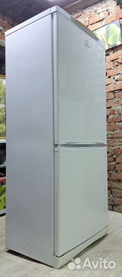Холодильник indesit 160x60x60см