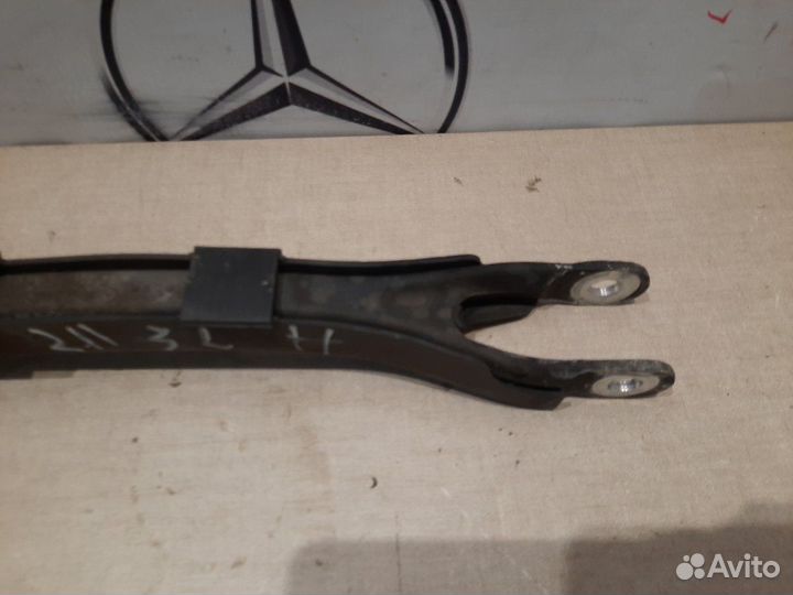 Рычаг подвески нижний задний левый Mercedes E350