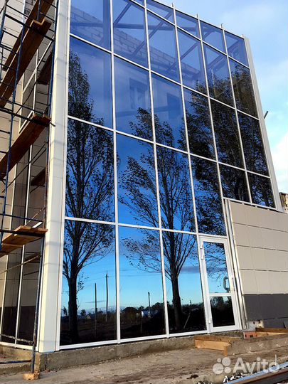 Витраж из алюминиевого профиля