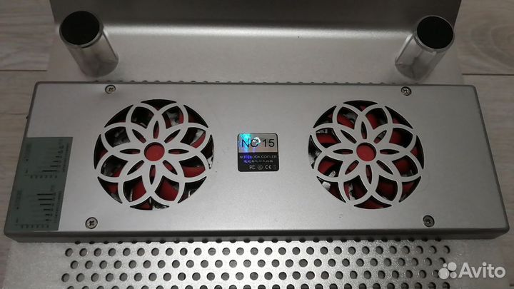 Подставка с охлаждением для ноутбука