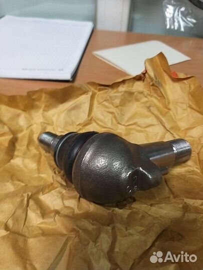 Шаровая опора Maybach w240