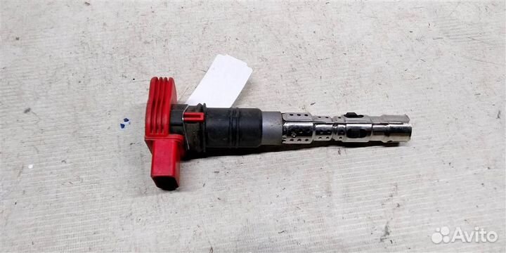 Катушка зажигания Audi A4 B8 07-12г