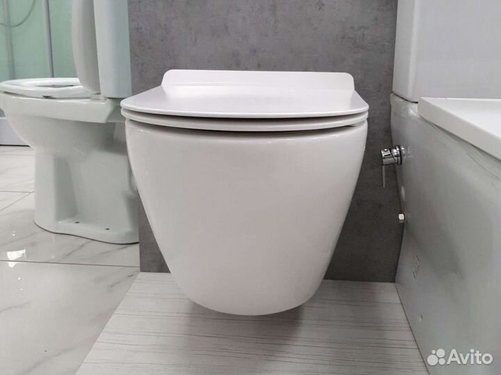 Унитаз подвесной FB001 Victoria безободков