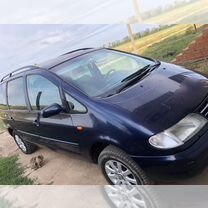 Volkswagen Sharan 1.8 MT, 2000, 150 000 км, с пробегом, цена 435 000 руб.