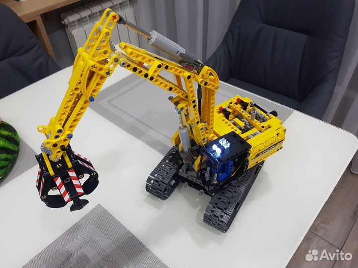 Lego Technic 42006 + Power functions 8293
