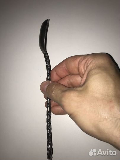 Кованные столовые приборы. нож, вилка ложка