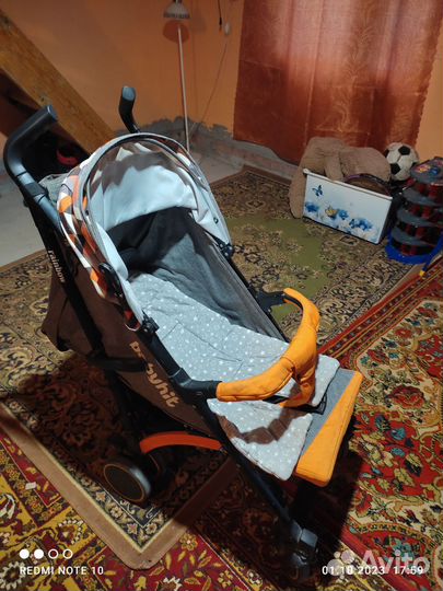 Коляска трость