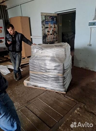 Ресторанный стул