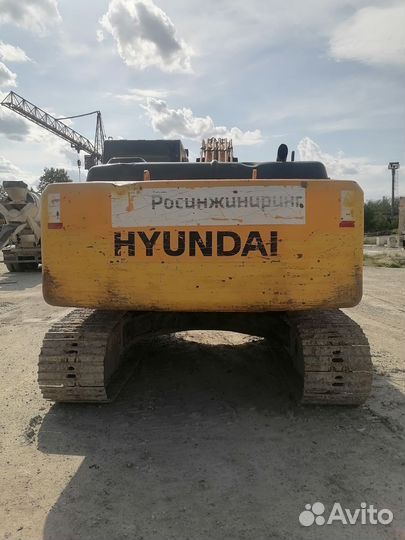 Гусеничный экскаватор Hyundai R 210NLC-9, 2011