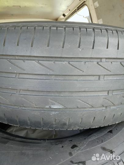 Bridgestone Dueler H/P 235/65 R17