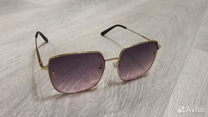 Солнцезащитные очки