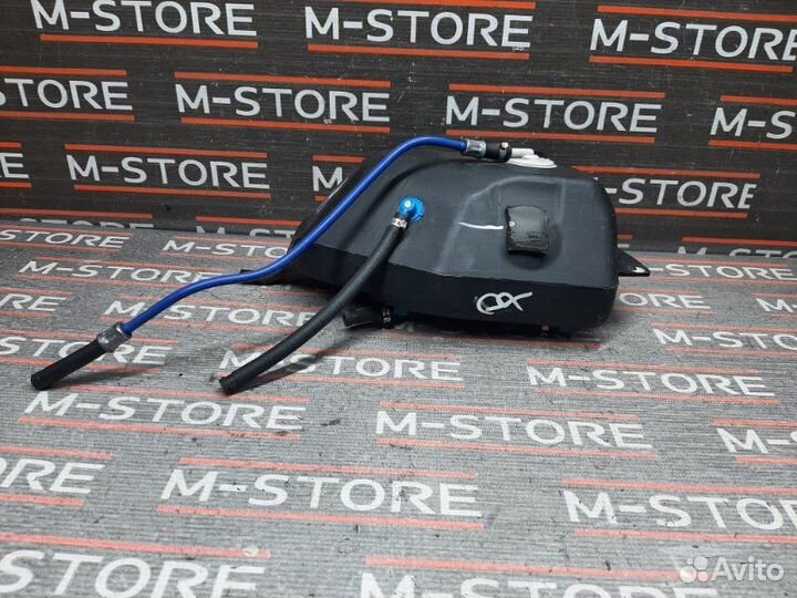 Расширительный бачок бензобака Bmw X5 E53 N62B44A