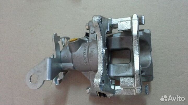 Суппорт тормозной задний на джили эмгранд