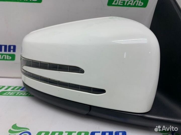 Зеркало двери переднее правое Mercedes Benz