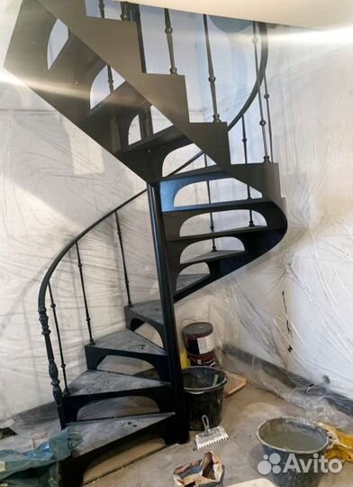 Металлокаркас для лестницы 