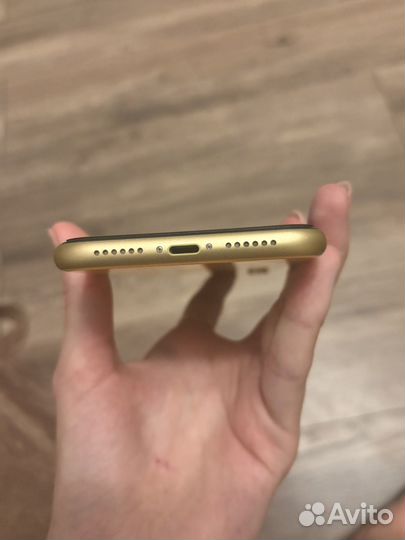 iPhone Xr, 128 ГБ