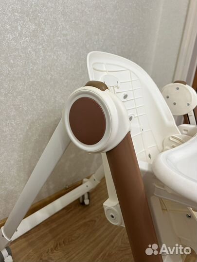 Стульчик для кормления happy baby