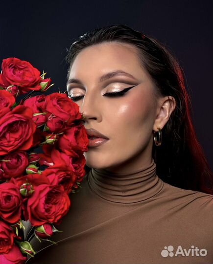 Модель на макияж визажист