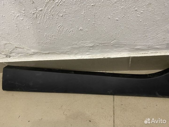 Молдинг двери Москвич 3 1 2023 передний правый