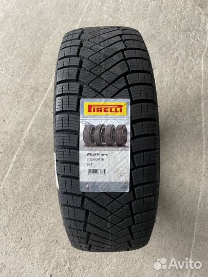 Pirelli Ice Zero FR 205/60 R16 96T