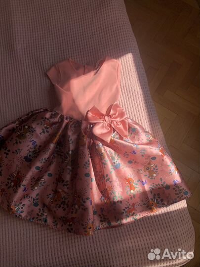 Платье розовое для девочки 122/128(6-8лет)