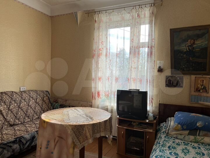 2-к. квартира, 58 м², 1/2 эт.