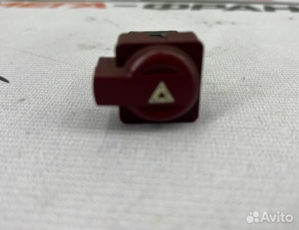 Кнопка аварийной сигнализации Citroen C4 хэтчбек