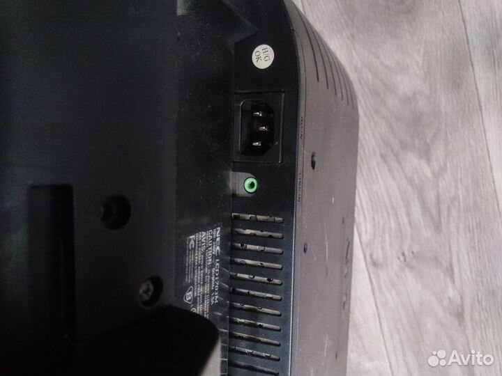 Монитор NEC 17