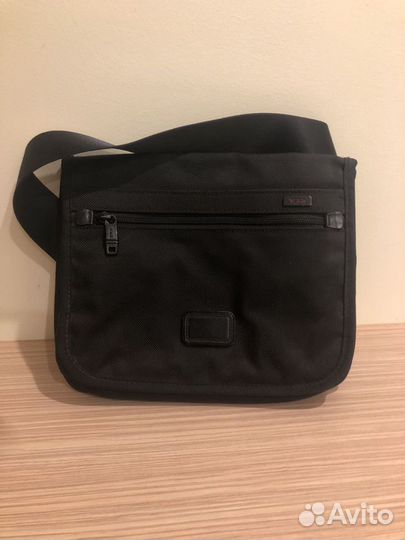 Плечевая сумка tumi Alpha