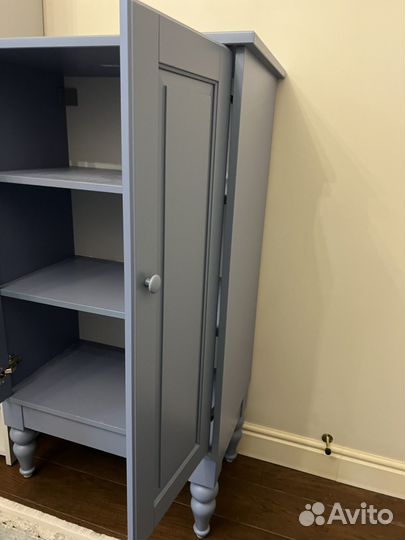 Шкаф