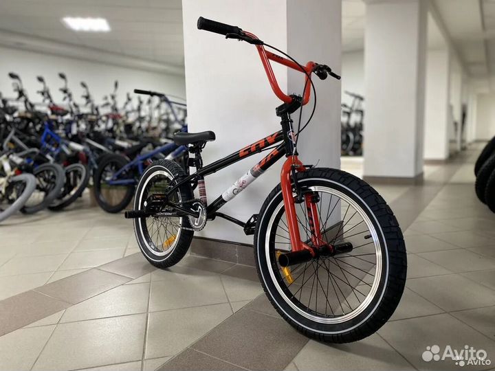 Трюковой велосипед BMX