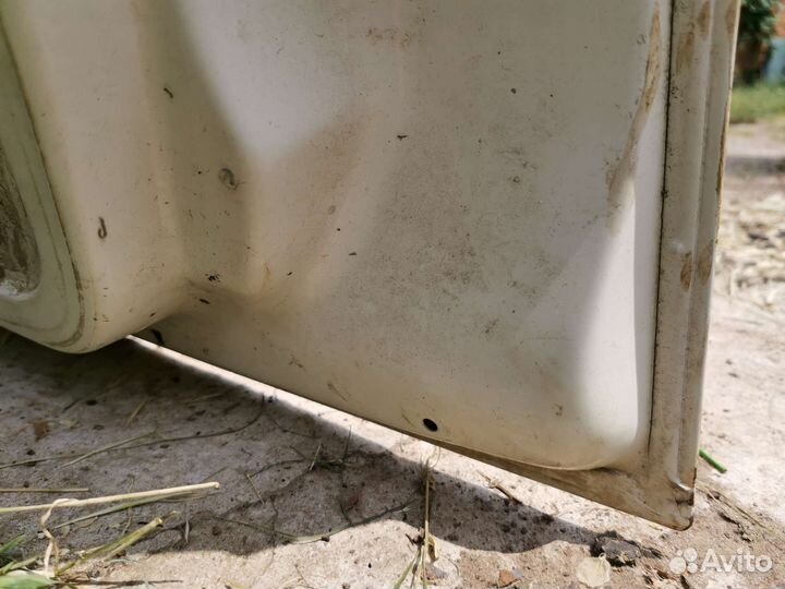 Дверь задняя правая Volkswagen Passat b3 седан