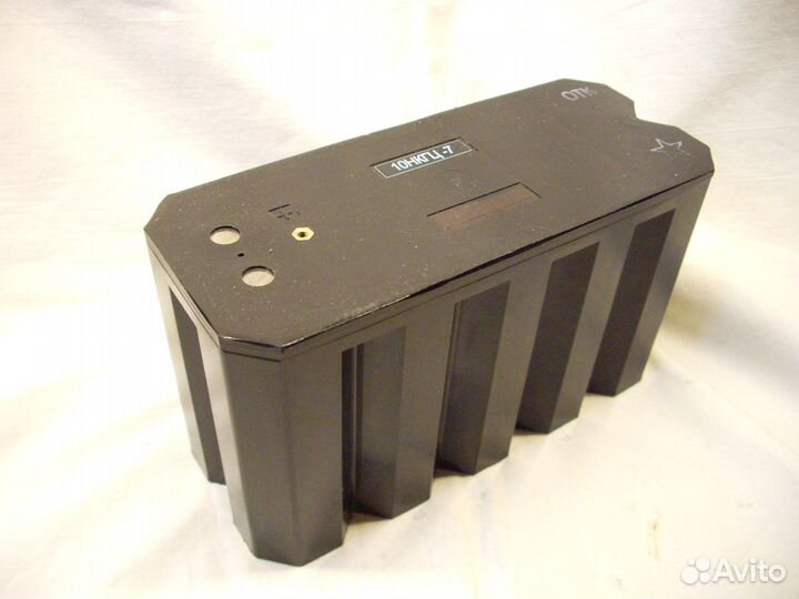 Армейский аккумулятор 10нкгц-7 для Р-168