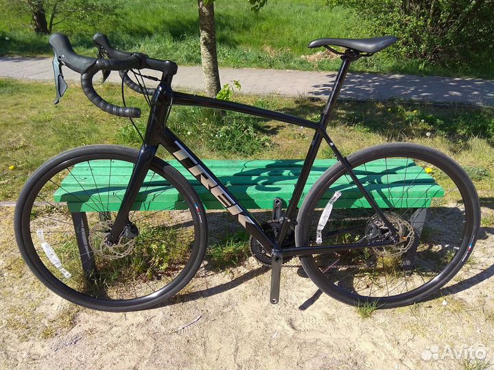 Велосипед Trek Domane AL 4 Disc (2022)