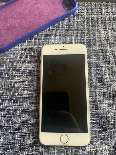 iPhone 8, 64 ГБ
