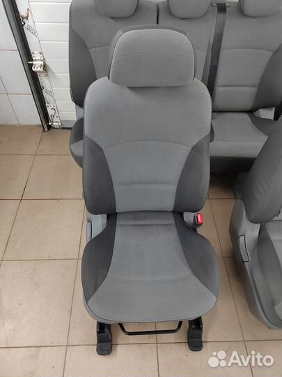 Комплект сидений 8 мест Hyundai H-1 Grand Starex