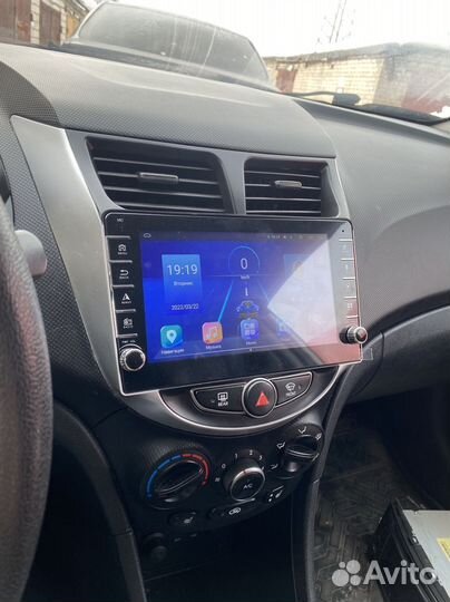 Магнитола Hyundai Solaris + физические кнопки