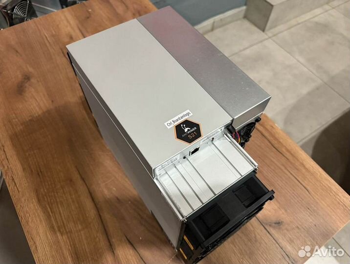 Асик Antminer S21 195th