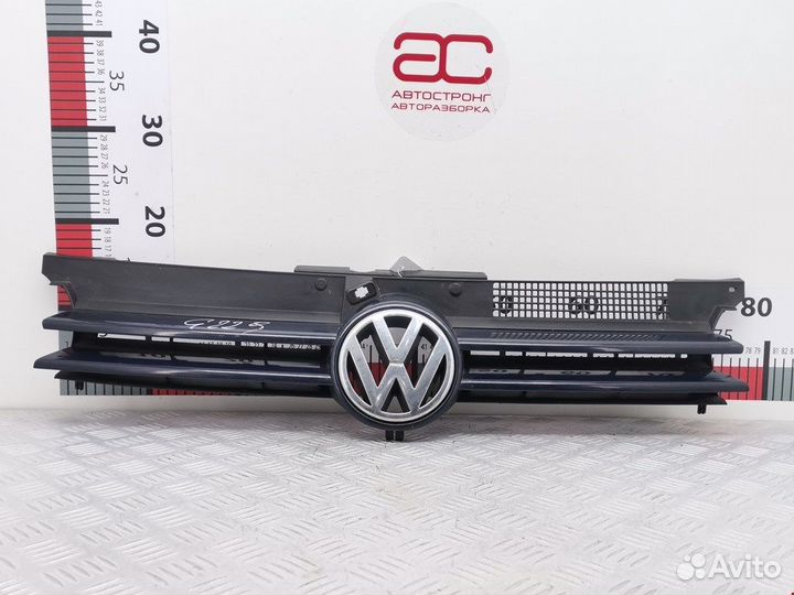 Решетка радиатора для Volkswagen Golf 4 1J0853653C