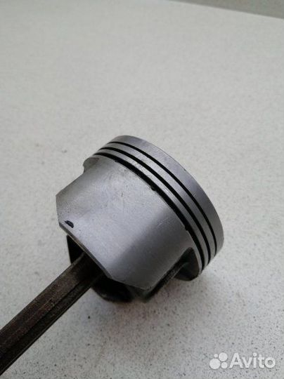 Поршень с шатуном Honda Mobilio GB1 L15A