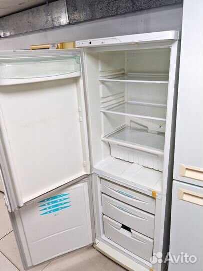 Холодильник stinol