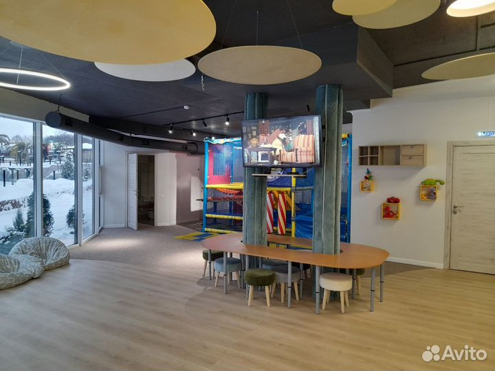 Аренда помещения для детей (Дельфинарий)