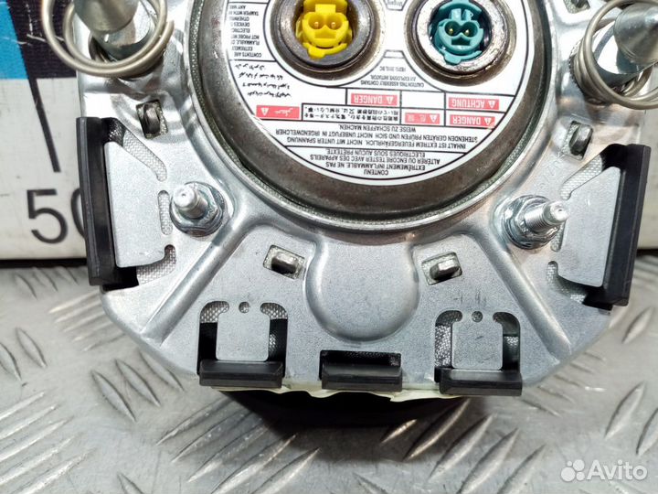 Б/У Подушка безопасности водителя Insignia#001