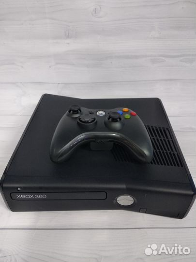 Xbox 360 slim Lt 3.0 (игры даром)