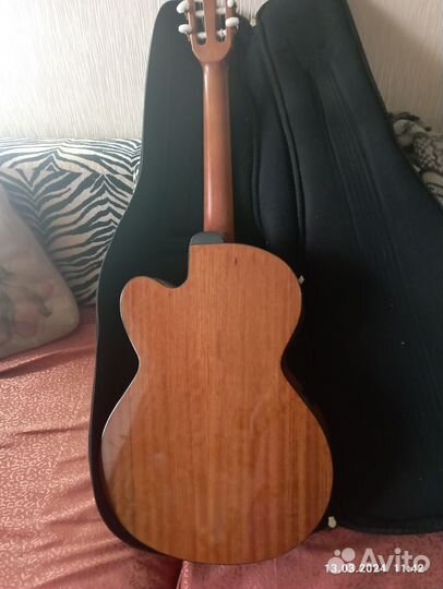 Электроакустическая гитара Fender