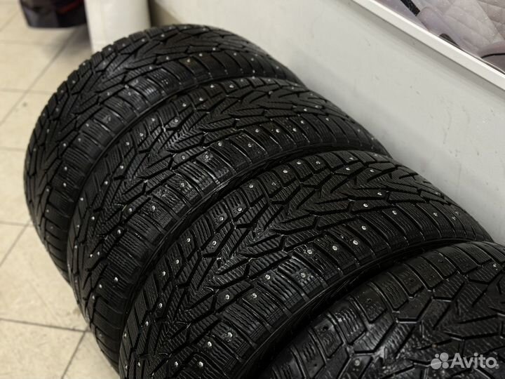 Nokian Tyres Hakkapeliitta 7 235/40 R18