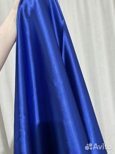 Отрез ткани шелк